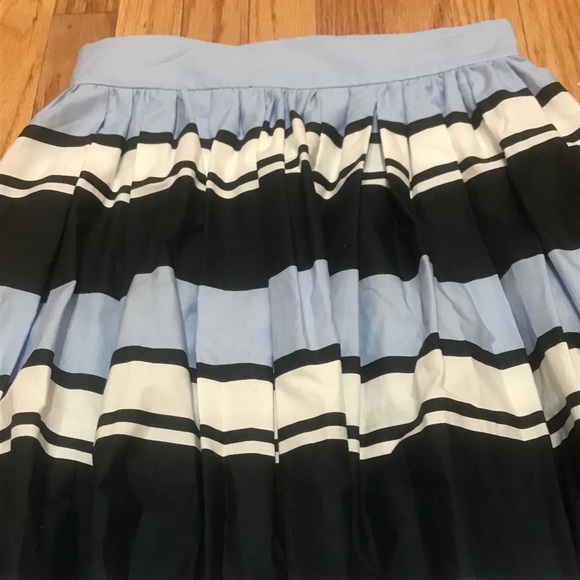 Dolce & Gabbana Striped Pleated Skirt - Picture 3 of 8